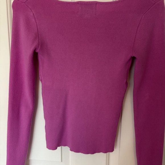 Pink top - Picture 3 of 3